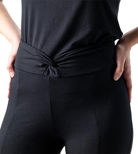70er Jahre Tanzhose Nisha, Werner Kern Dancewear, unten stark ausgestellt