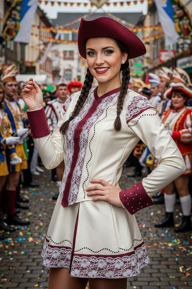 Gardekostüm Leonie