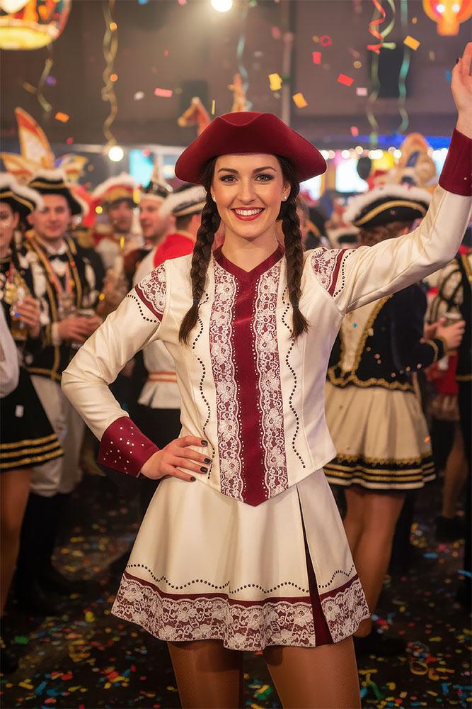 Gardekostüm Leonie