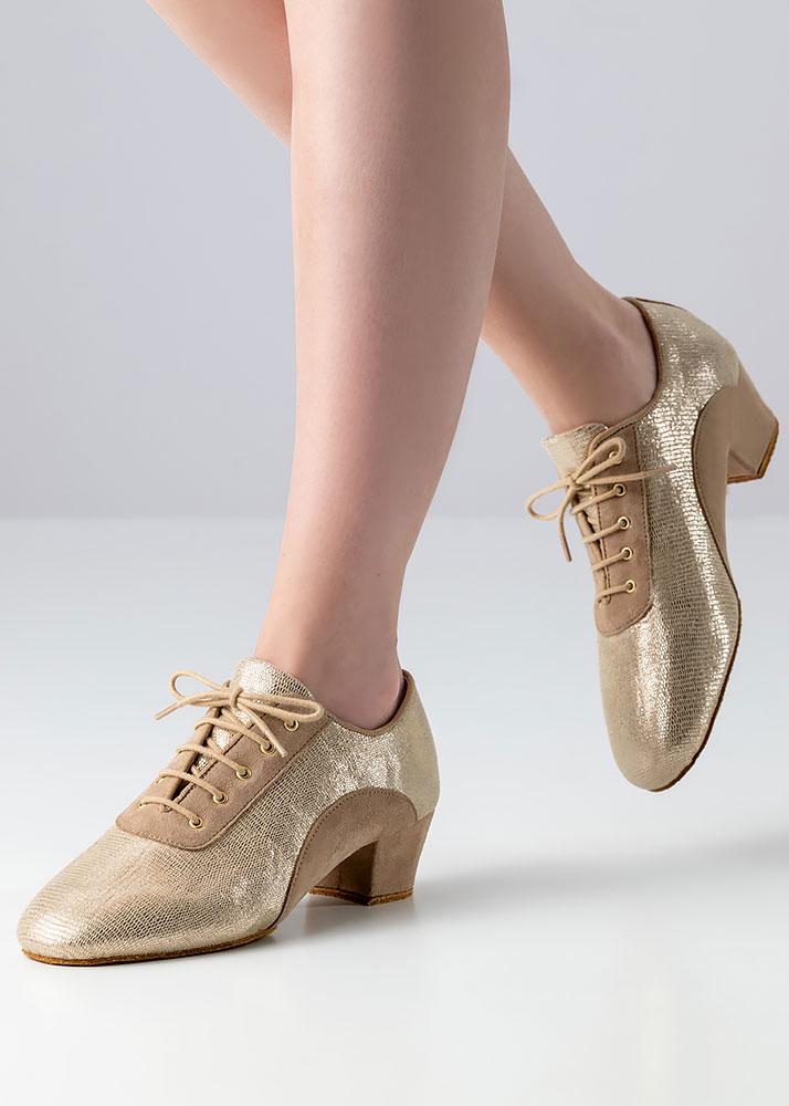 Tanzschuh Trainer Anna Kern Brienne
