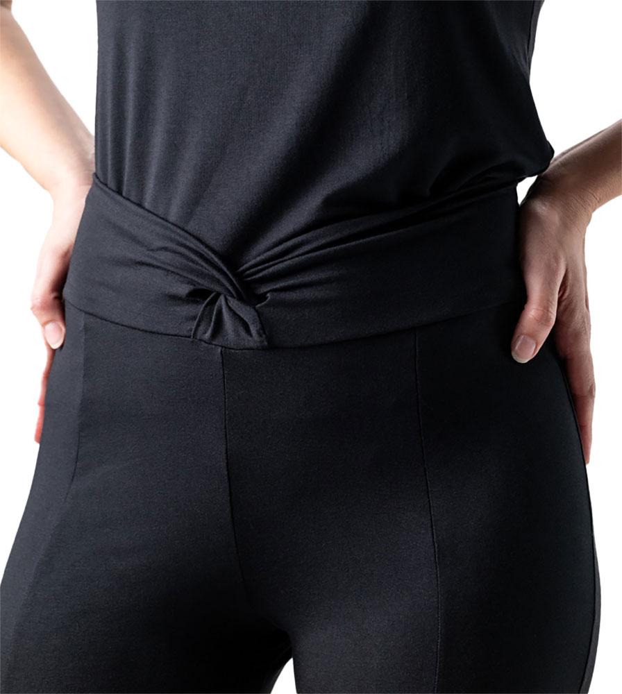 70er Jahre Tanzhose Nisha, Werner Kern Dancewear, unten stark ausgestellt